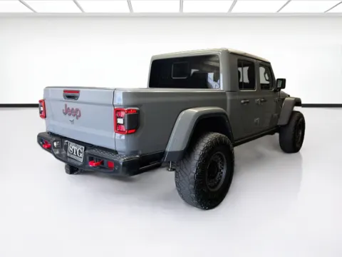 More photos of 2022 Jeep Gladiator Rubicon at STG Montclair, CA