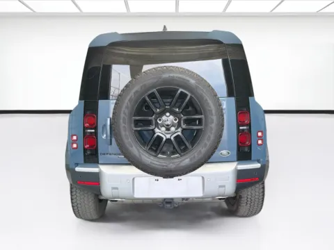 More photos of 2022 Land Rover Defender 110 SE at STG Montclair, CA