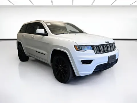 Another view of 2020 Jeep Grand Cherokee Altitude for sale in Montclair, CA at STG Montclair