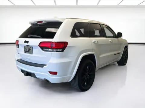 More photos of 2020 Jeep Grand Cherokee Altitude at STG Montclair, CA