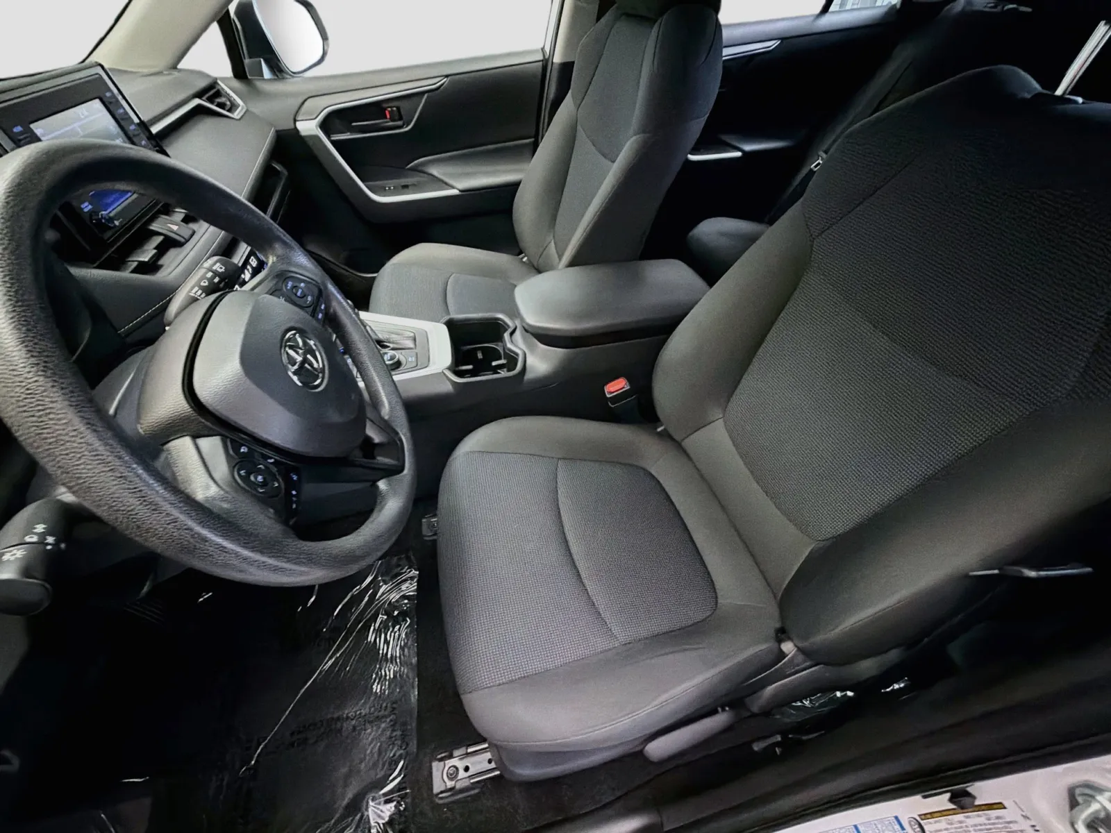 Toyota RAV4 photo 11