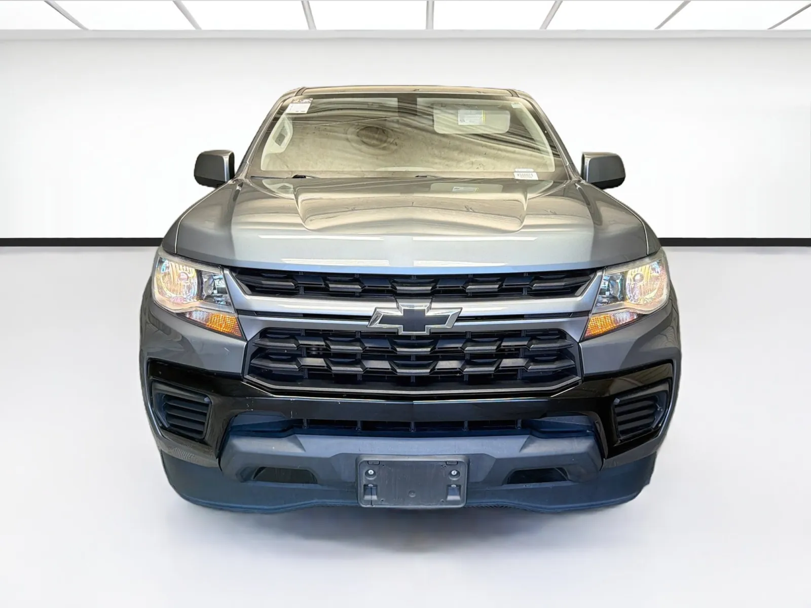 Chevrolet Colorado photo 2
