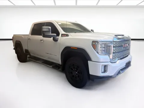 Another view of 2020 GMC Sierra 2500 HD Denali for sale in Montclair, CA at STG Montclair