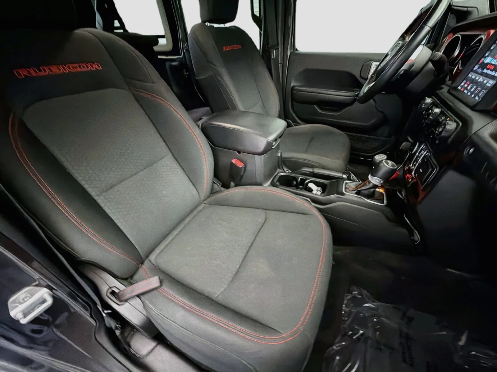 Jeep Wrangler photo 15