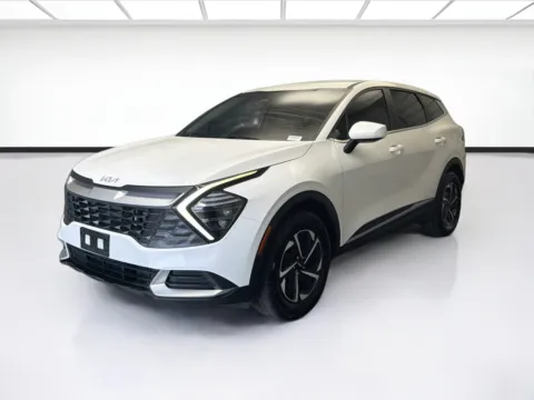 White 2025 Kia Sportage Hybrid LX for sale in Montclair, CA