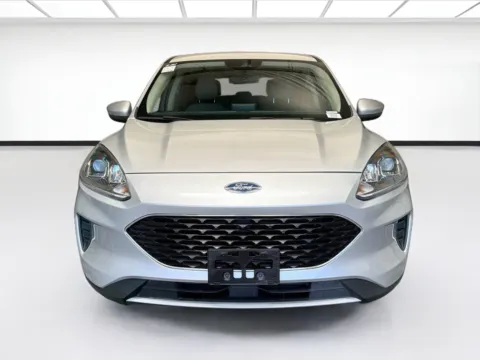 Photos of 2020 Ford Escape SE for sale in Montclair, CA at STG Montclair