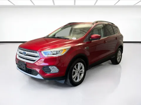Red 2019 Ford Escape SEL for sale in Montclair, CA