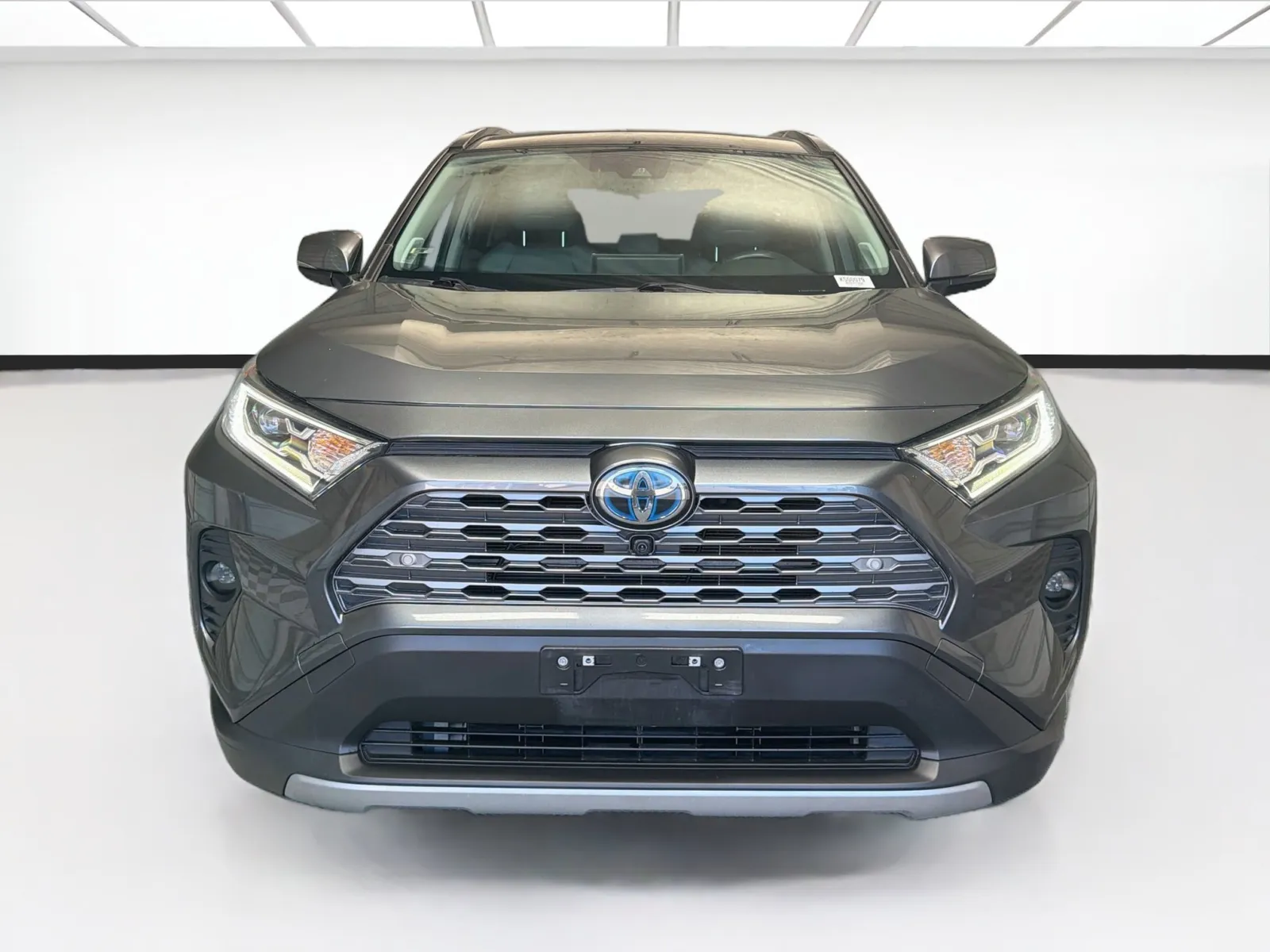 Toyota RAV4 photo 2