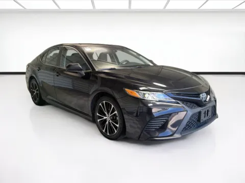 Another view of 2020 Toyota Camry SE for sale in Montclair, CA at STG Montclair