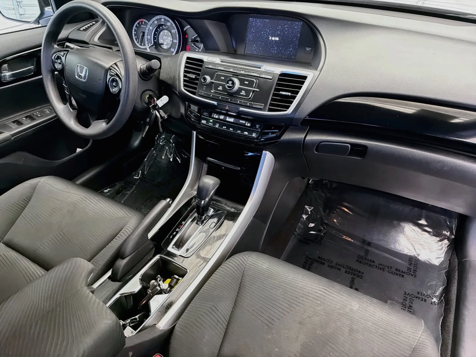 Honda Accord photo 12