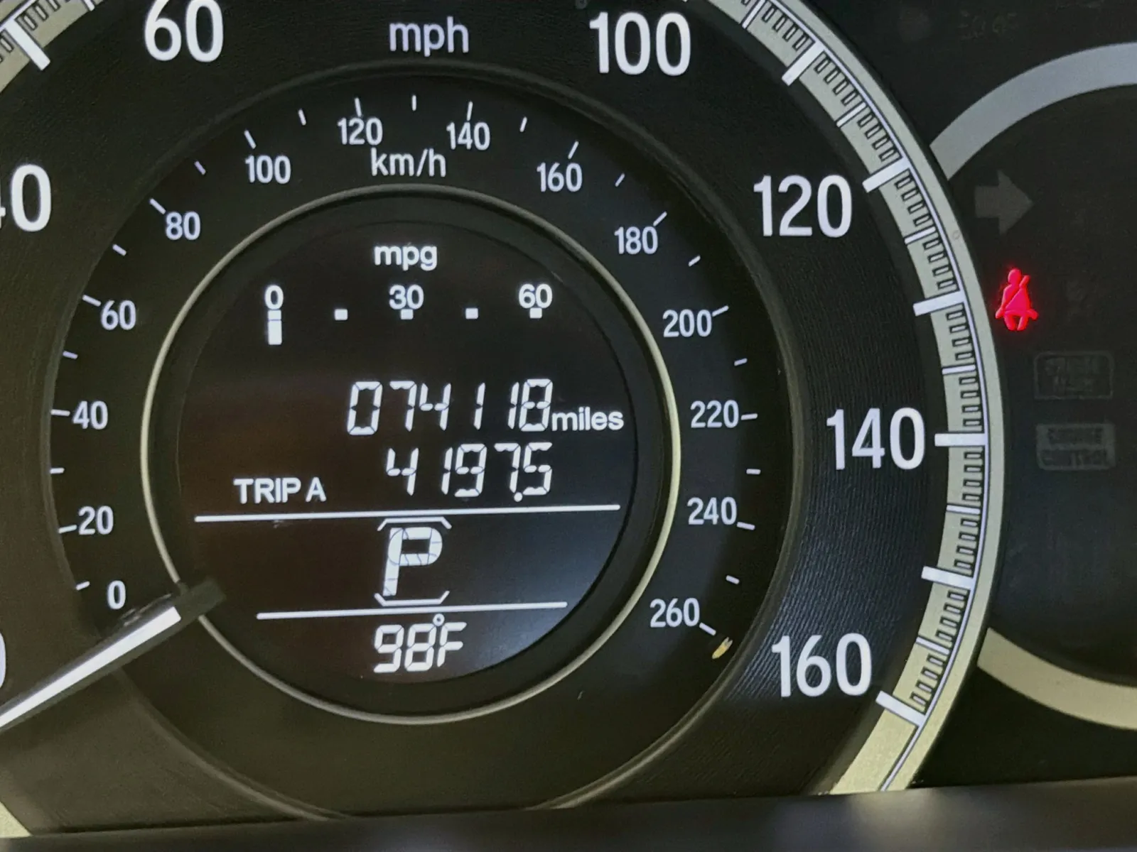 Honda Accord photo 8
