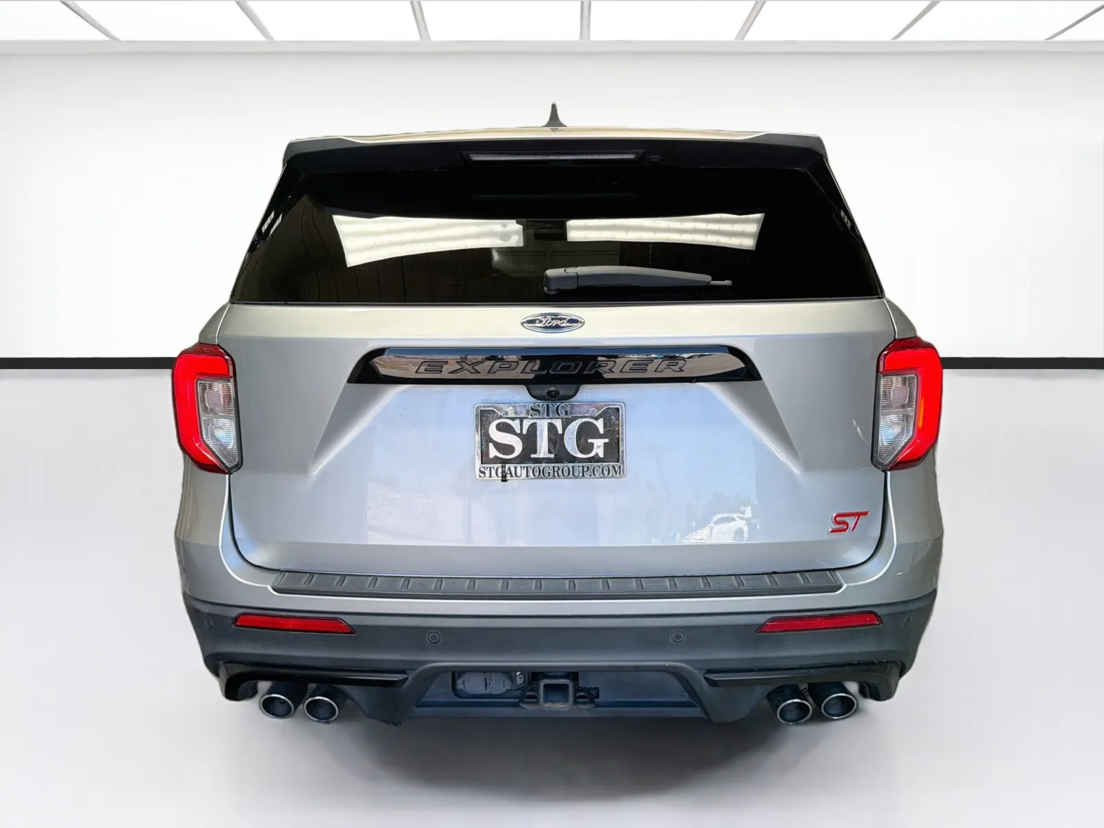 Ford Explorer photo 5