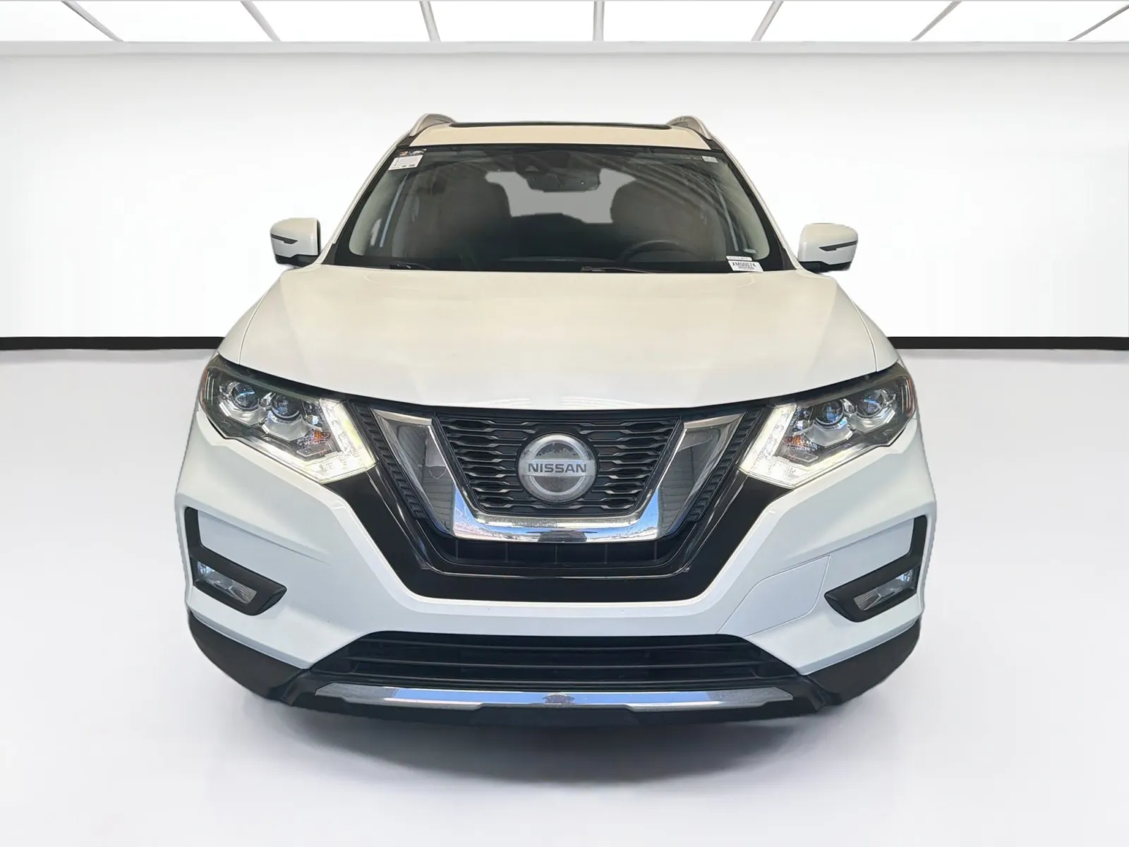 Nissan Rogue photo 2