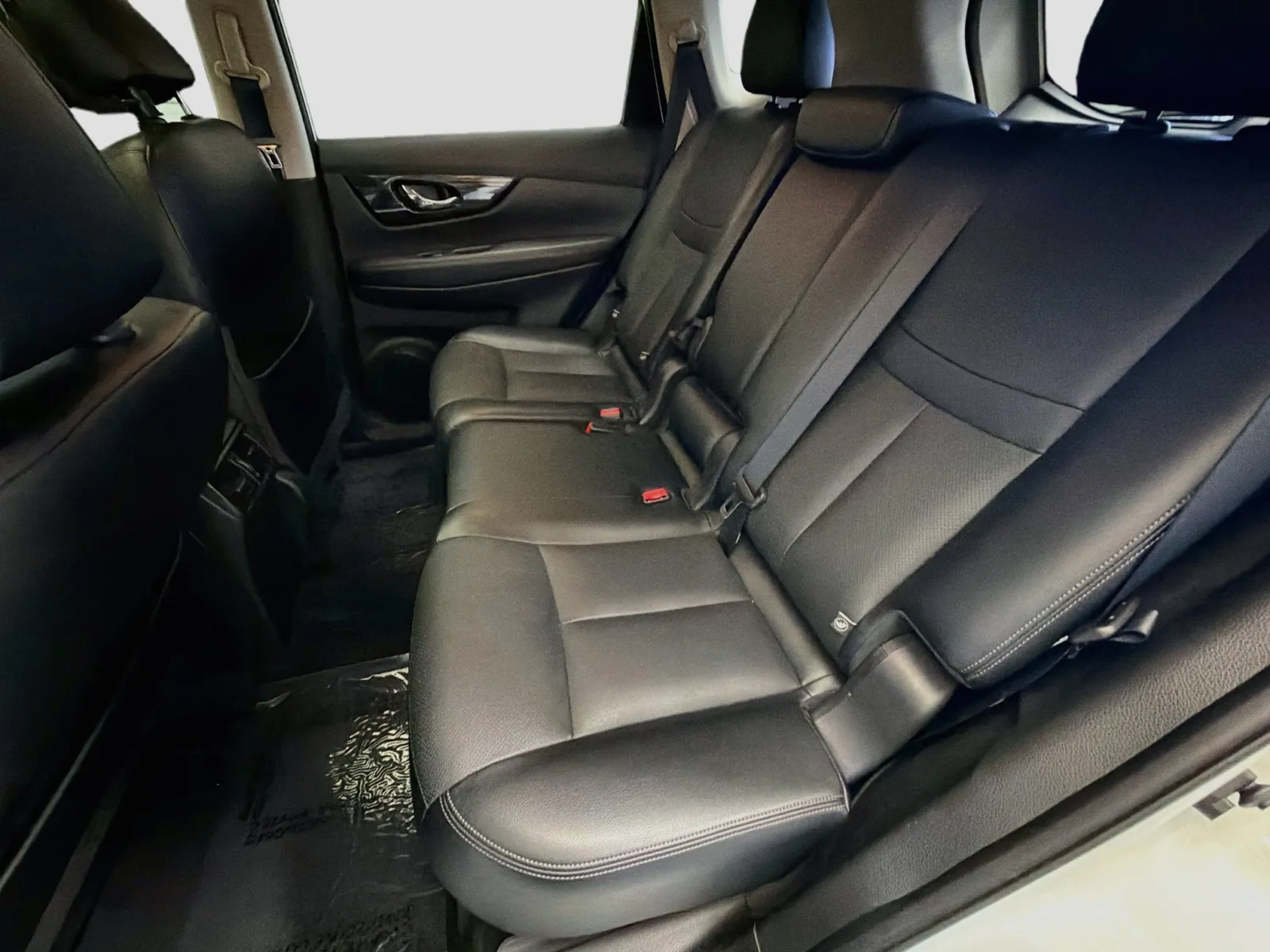 Nissan Rogue photo 12