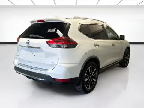 More photos of 2018 Nissan Rogue SL at STG Montclair, CA