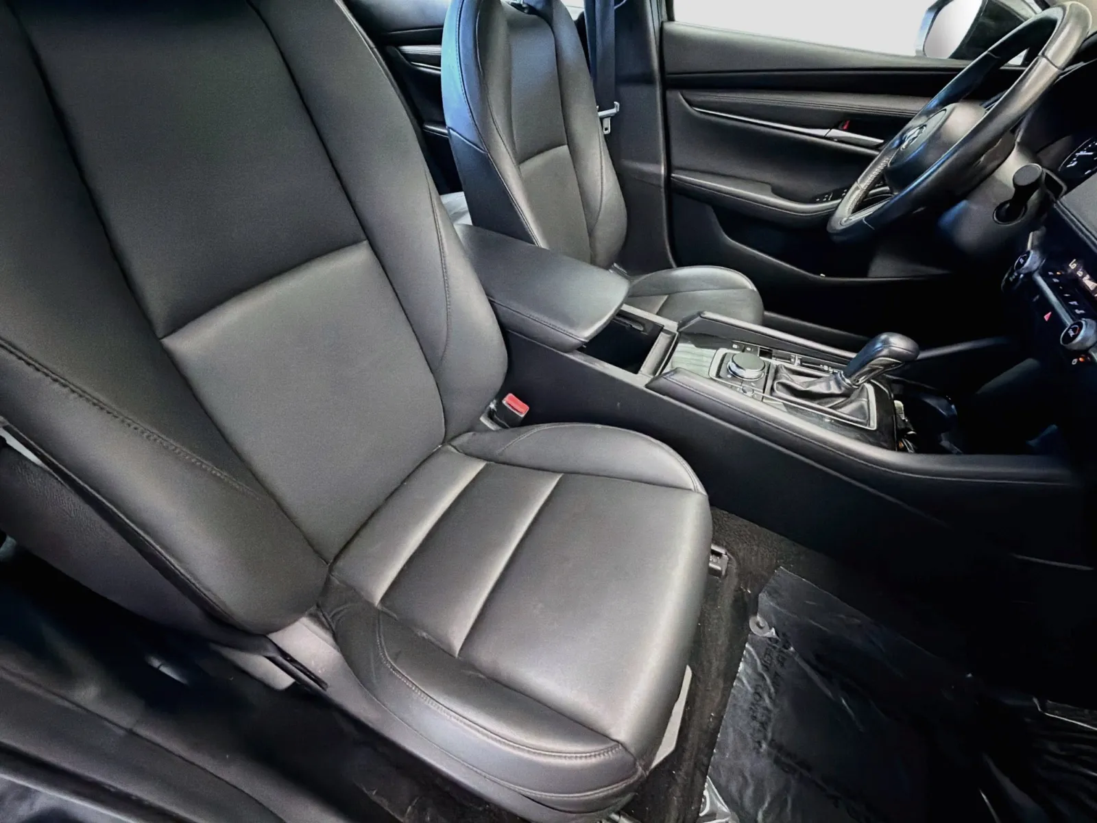 Mazda Mazda3 photo 15