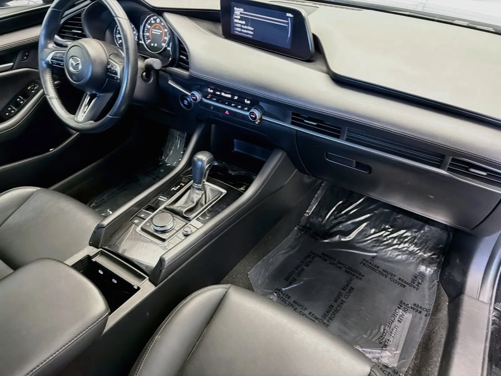 Mazda Mazda3 photo 12