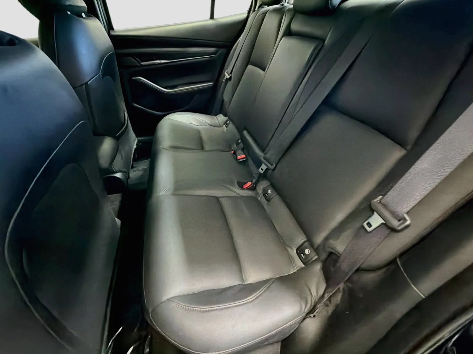 Mazda Mazda3 photo 13