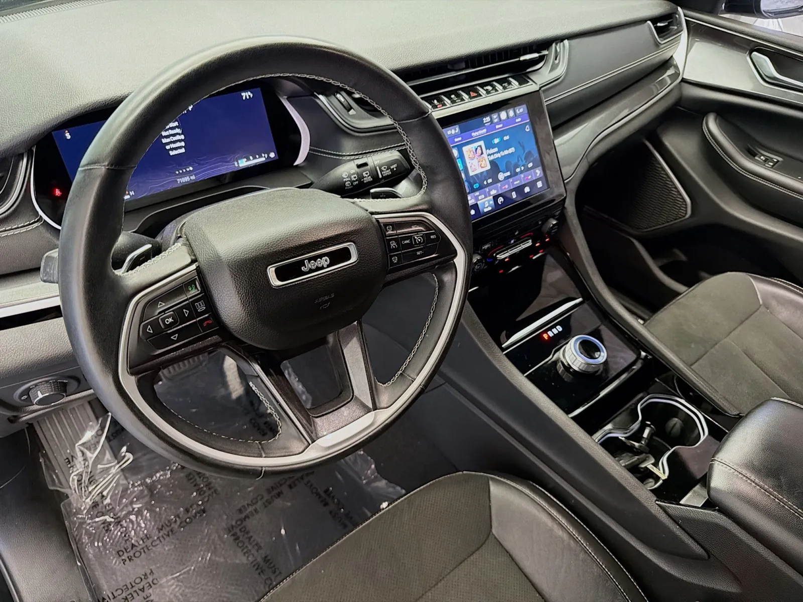 Jeep Grand Cherokee L photo 7