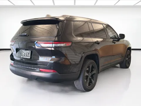 More photos of 2022 Jeep Grand Cherokee L Altitude at STG Montclair, CA