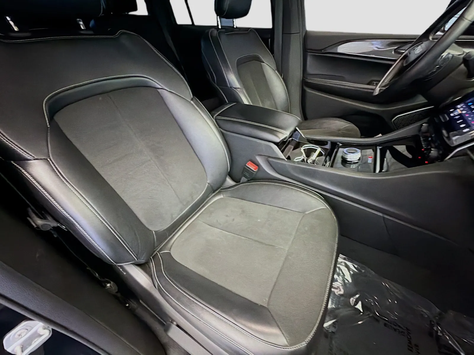 Jeep Grand Cherokee L photo 15