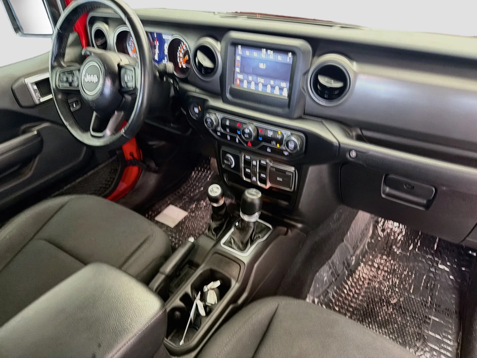 Jeep Gladiator photo 12