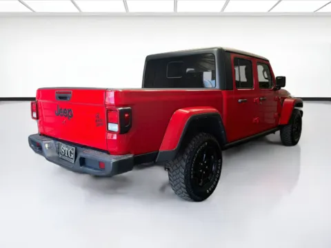 More photos of 2022 Jeep Gladiator Willys at STG Montclair, CA