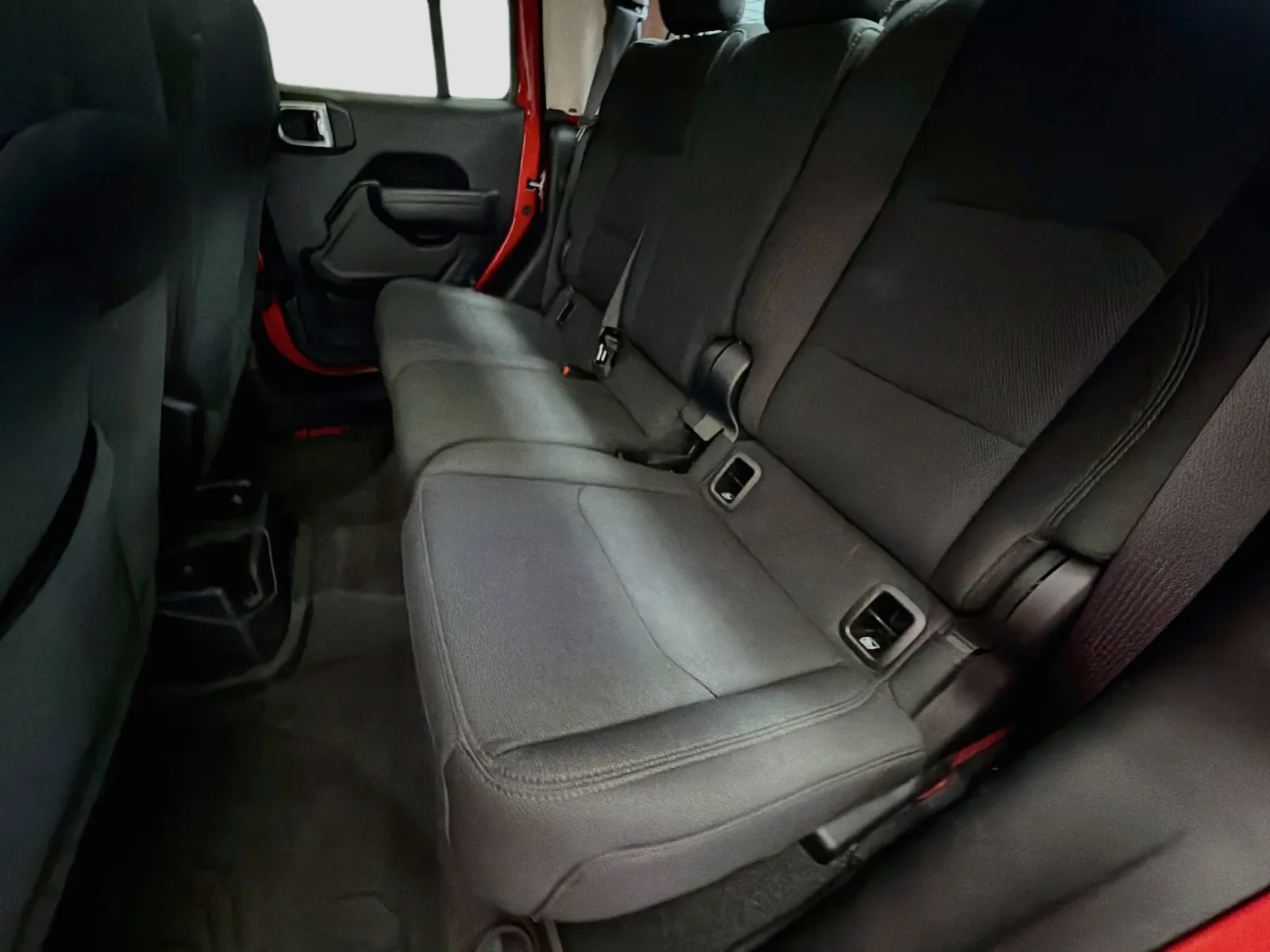 Jeep Gladiator photo 13