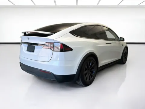 More photos of 2022 Tesla Model X at STG Montclair, CA