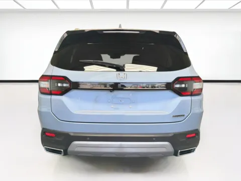 More photos of 2024 Honda Pilot Touring at STG Montclair, CA