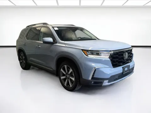 Another view of 2024 Honda Pilot Touring for sale in Montclair, CA at STG Montclair