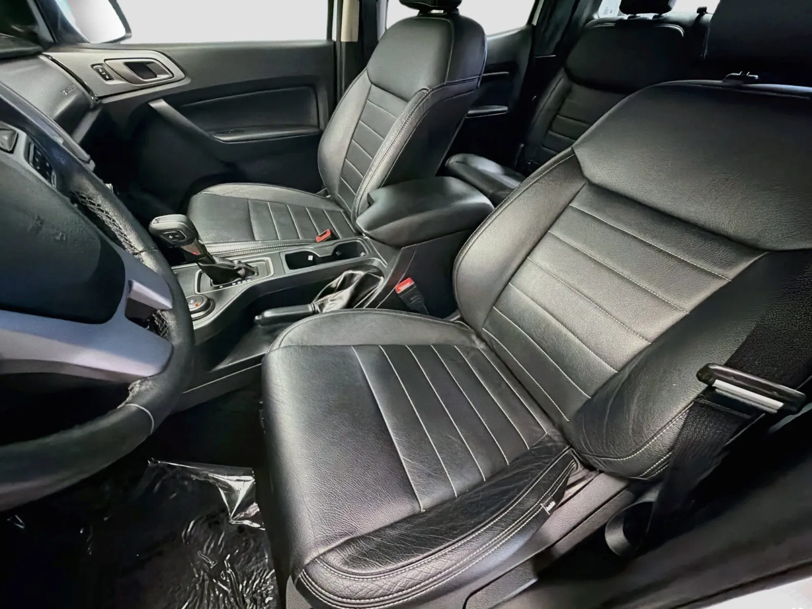 Ford Ranger photo 11