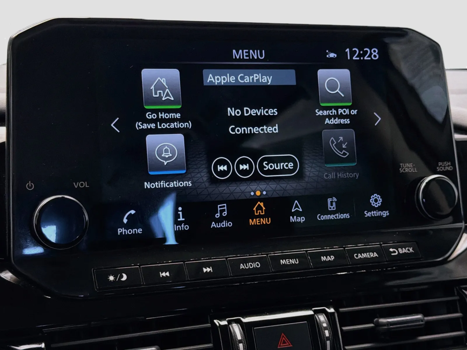 Nissan Pathfinder photo 9