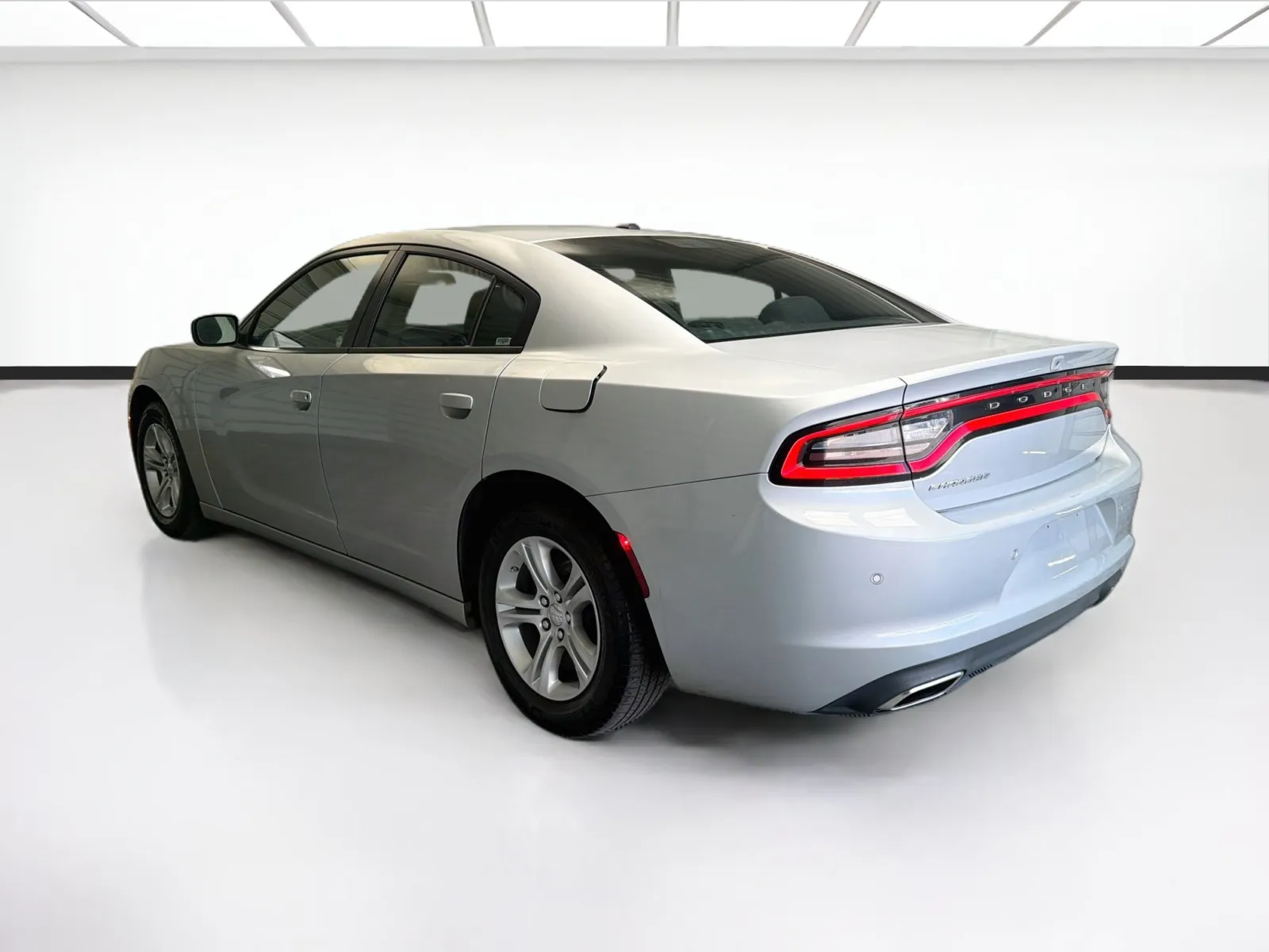 Dodge Charger photo 6