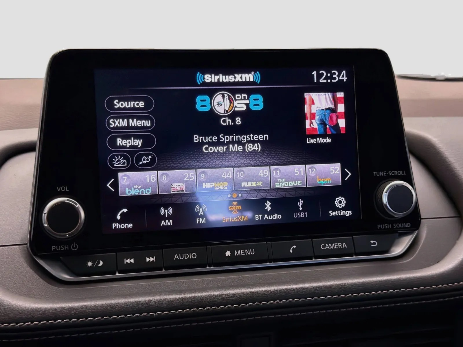 Nissan Rogue photo 9