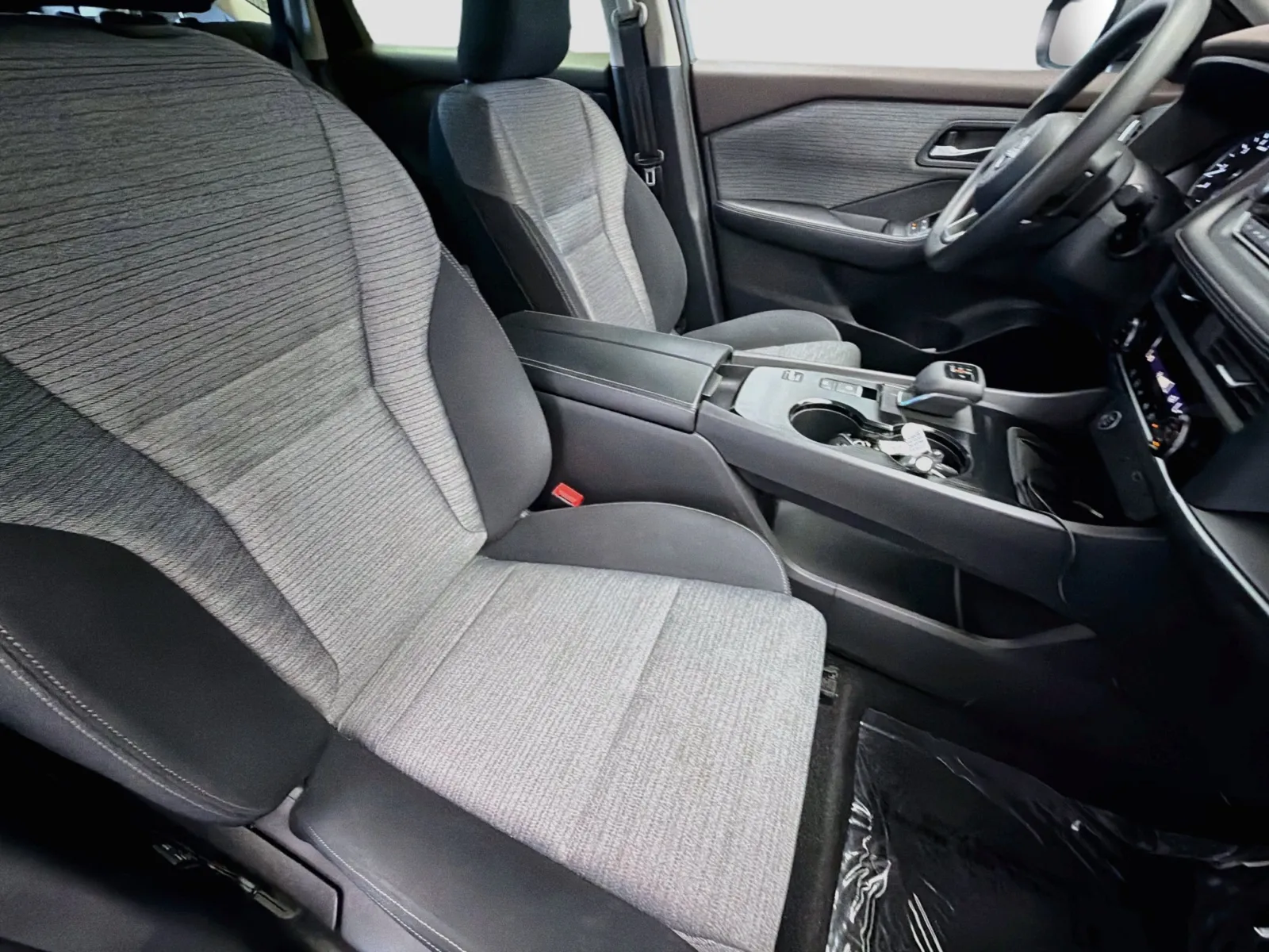 Nissan Rogue photo 15