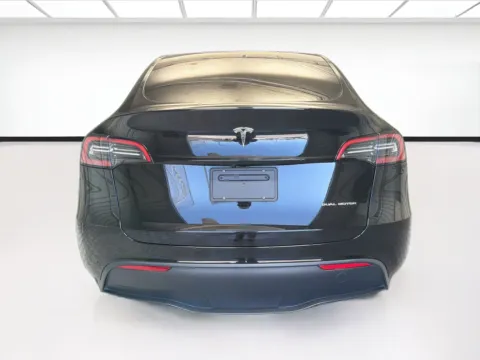 More photos of 2023 Tesla Model Y Long Range at STG Montclair, CA