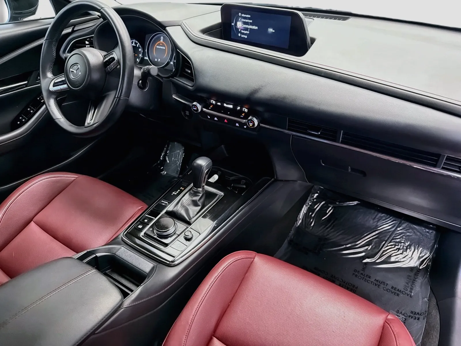 Mazda CX-30 photo 12
