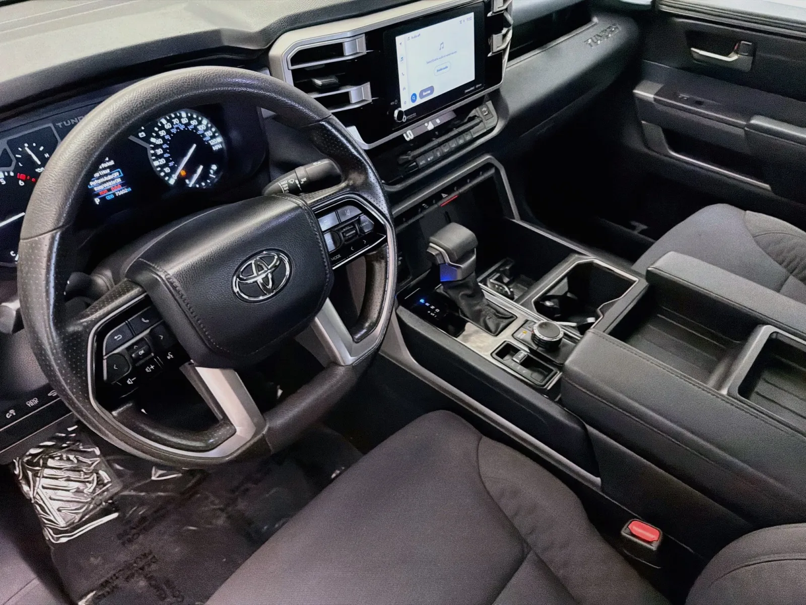 Toyota Tundra photo 7