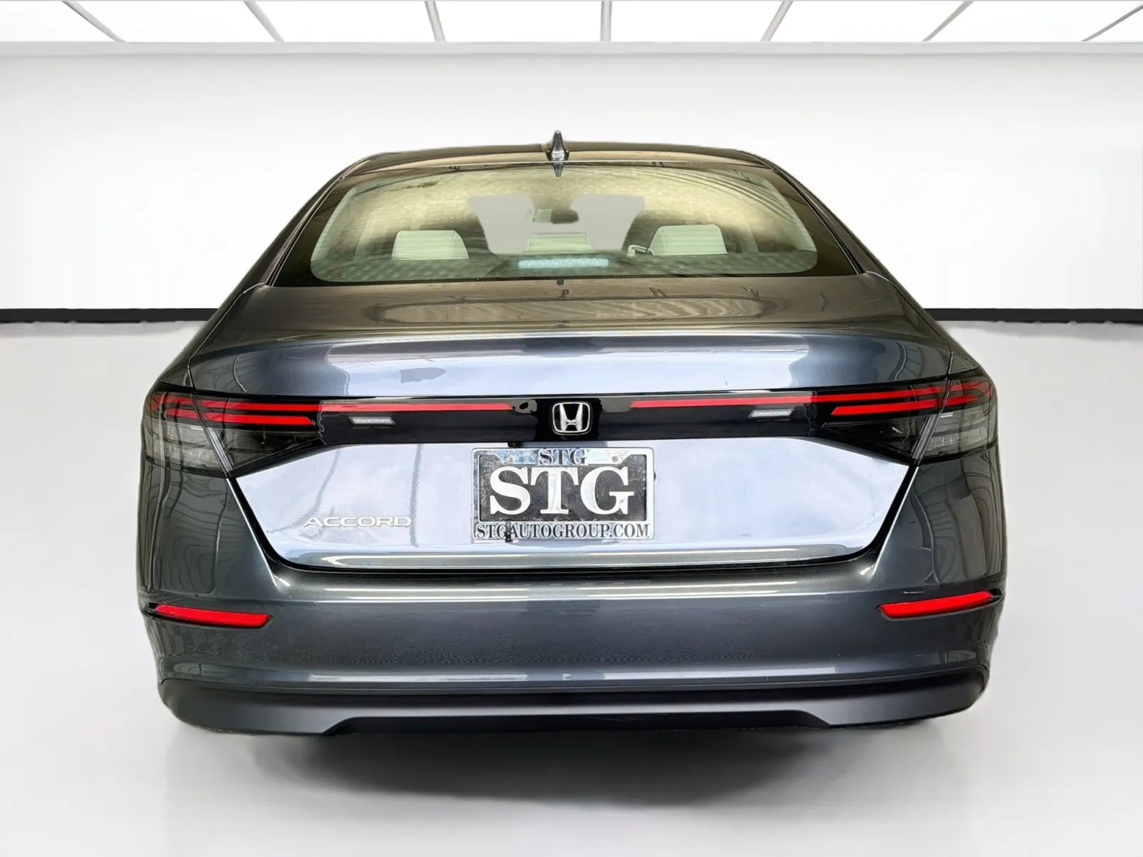 Honda Accord photo 5