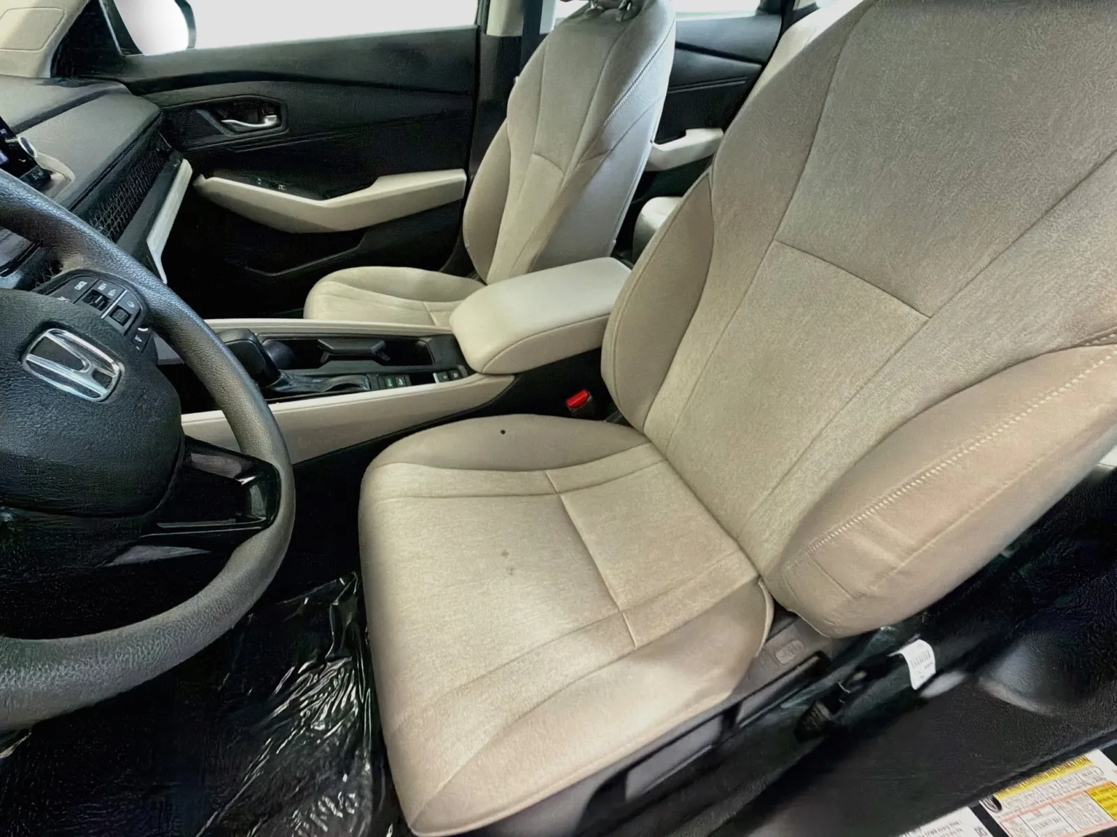 Honda Accord photo 11