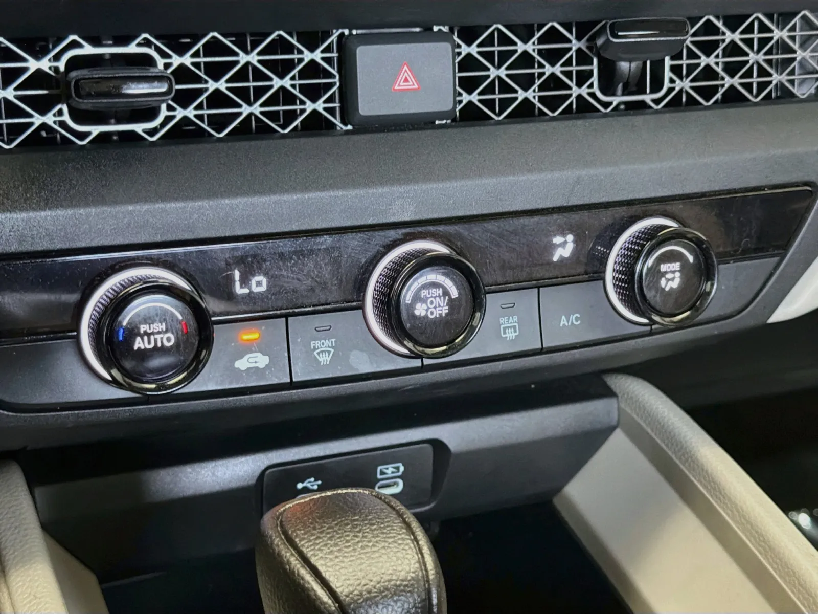 Honda Accord photo 10