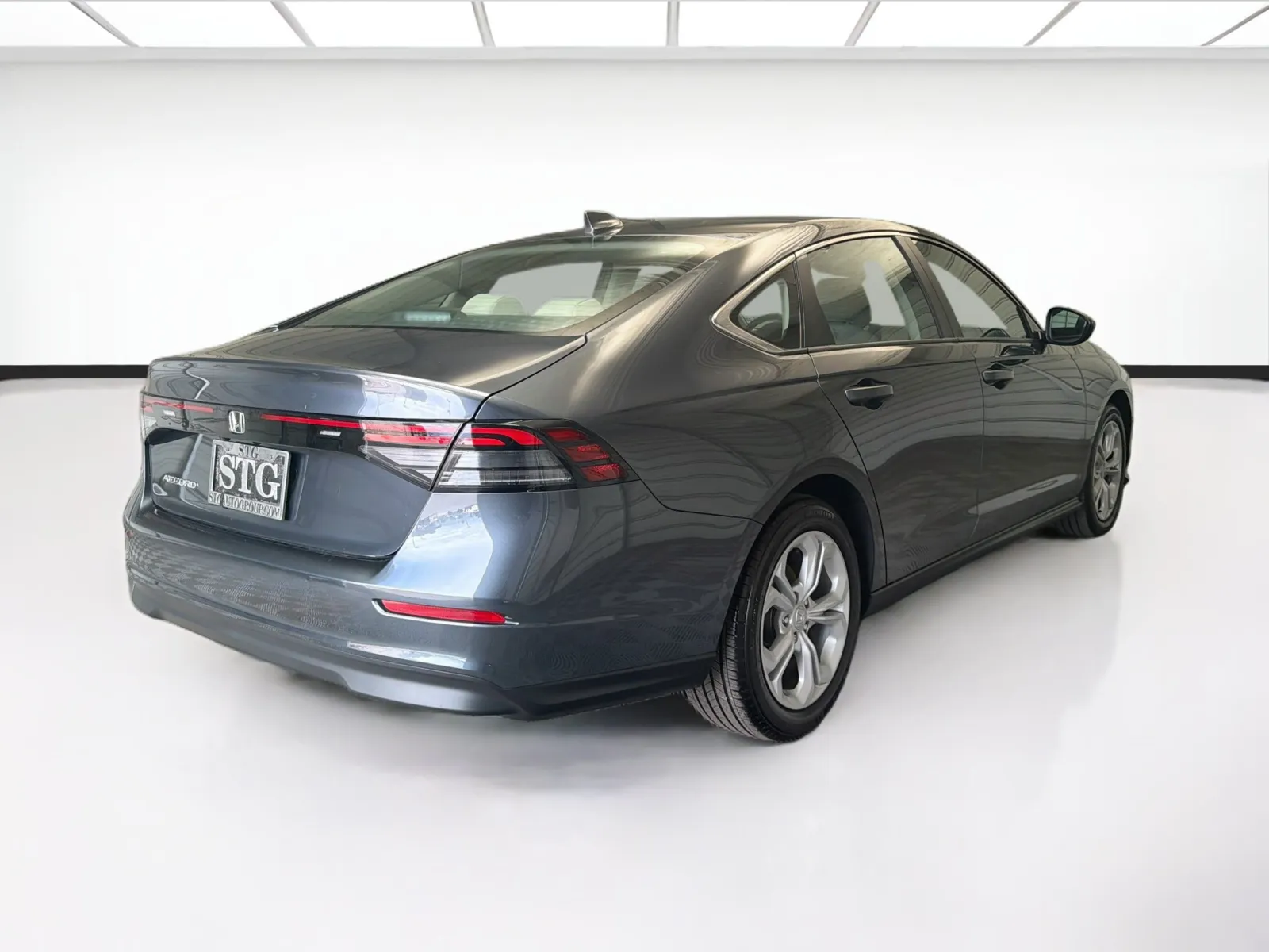 Honda Accord photo 4