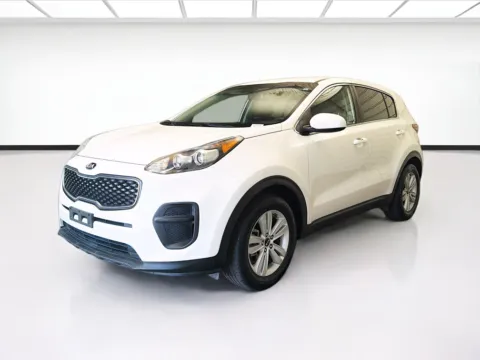 White 2019 Kia Sportage LX for sale in Montclair, CA