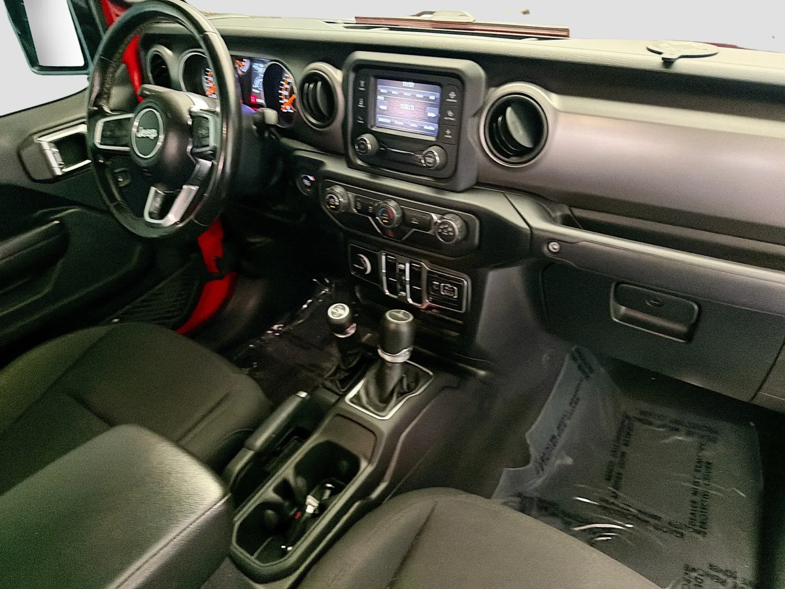 Jeep Gladiator photo 9