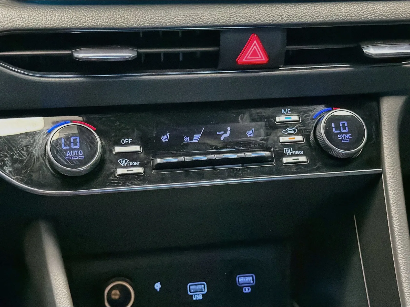 Hyundai Sonata photo 10