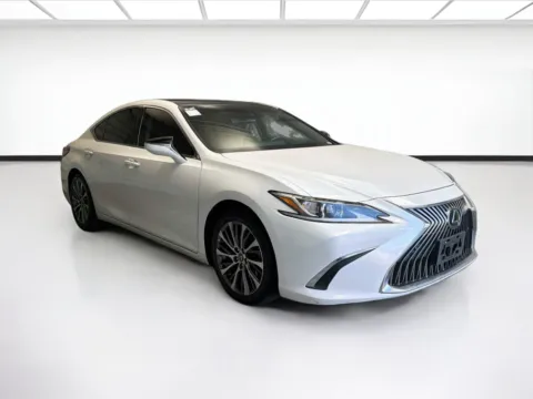 Another view of 2020 Lexus ES 350 for sale in Montclair, CA at STG Montclair