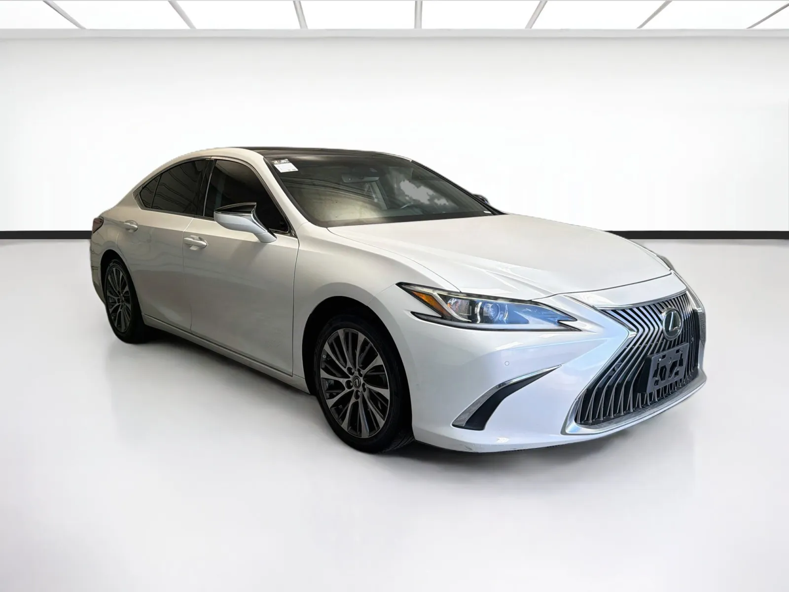 Lexus ES photo 3