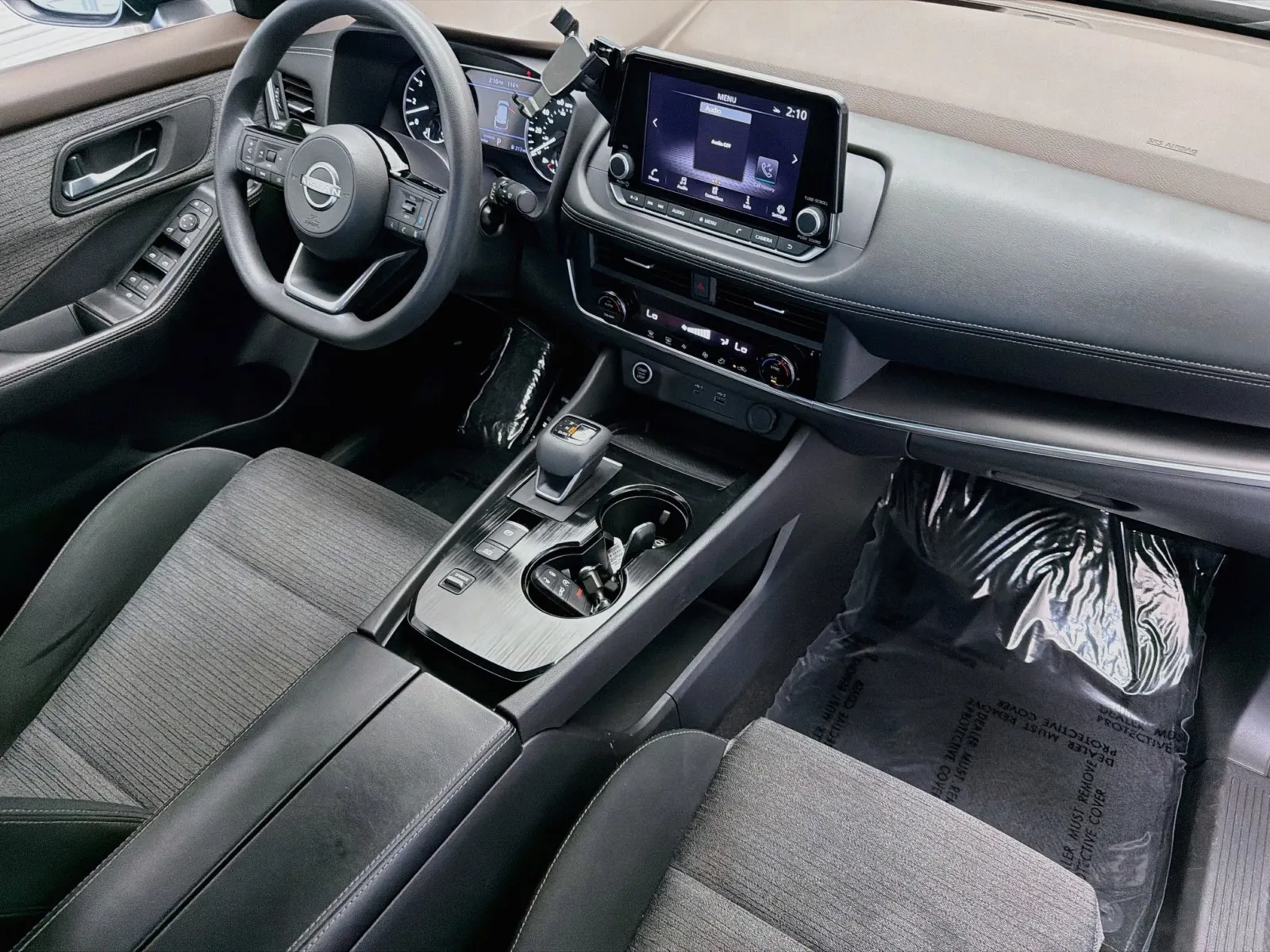 Nissan Rogue photo 12