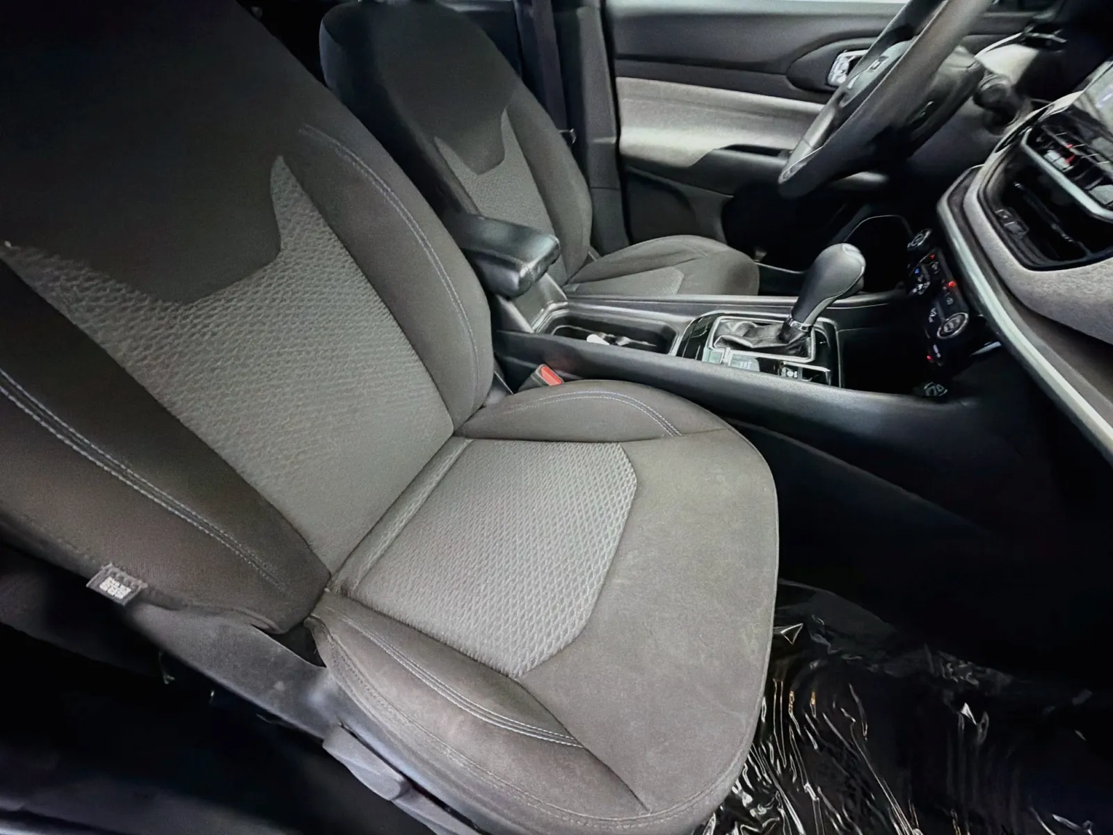 Jeep Compass photo 15